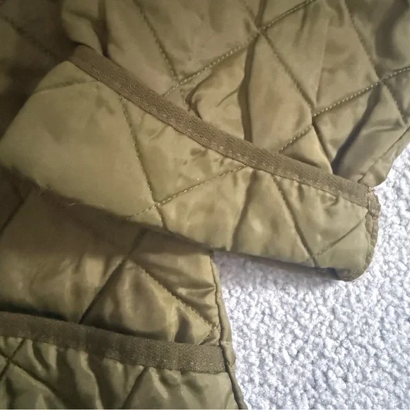 Barbour Green Lightweight Quilted Jacket with Corduroy Collar - Picture 7 of 7